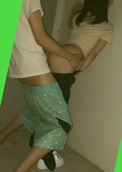 男人的J叉女人的下面在线,三级黄色网址免费观看